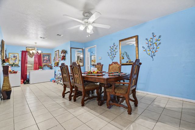 1615 Barlow Avenue, Dallas, TX 75224