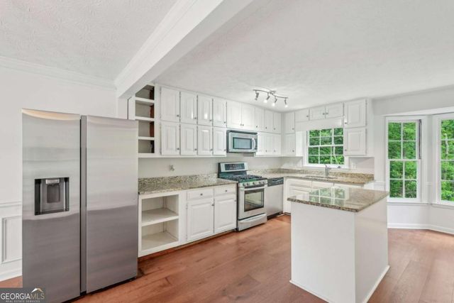 2895 Shurburne Drive, Alpharetta, GA 30022