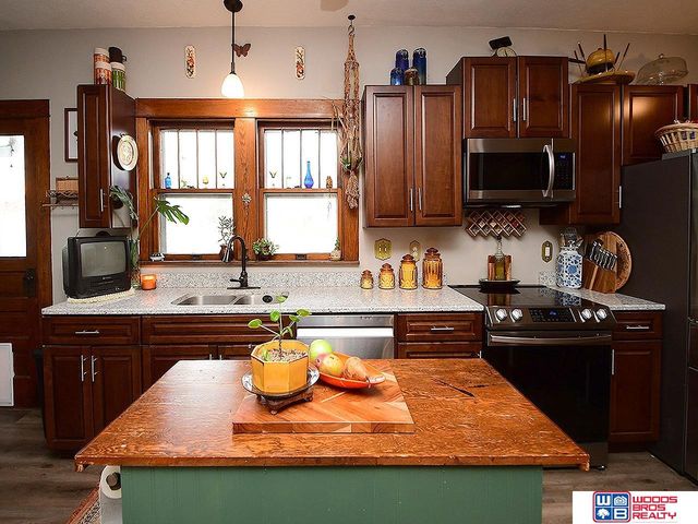 1520 High Street, Beatrice, NE 68310