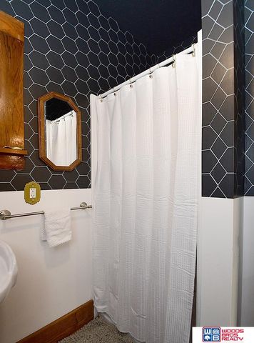 1520 High Street, Beatrice, NE 68310