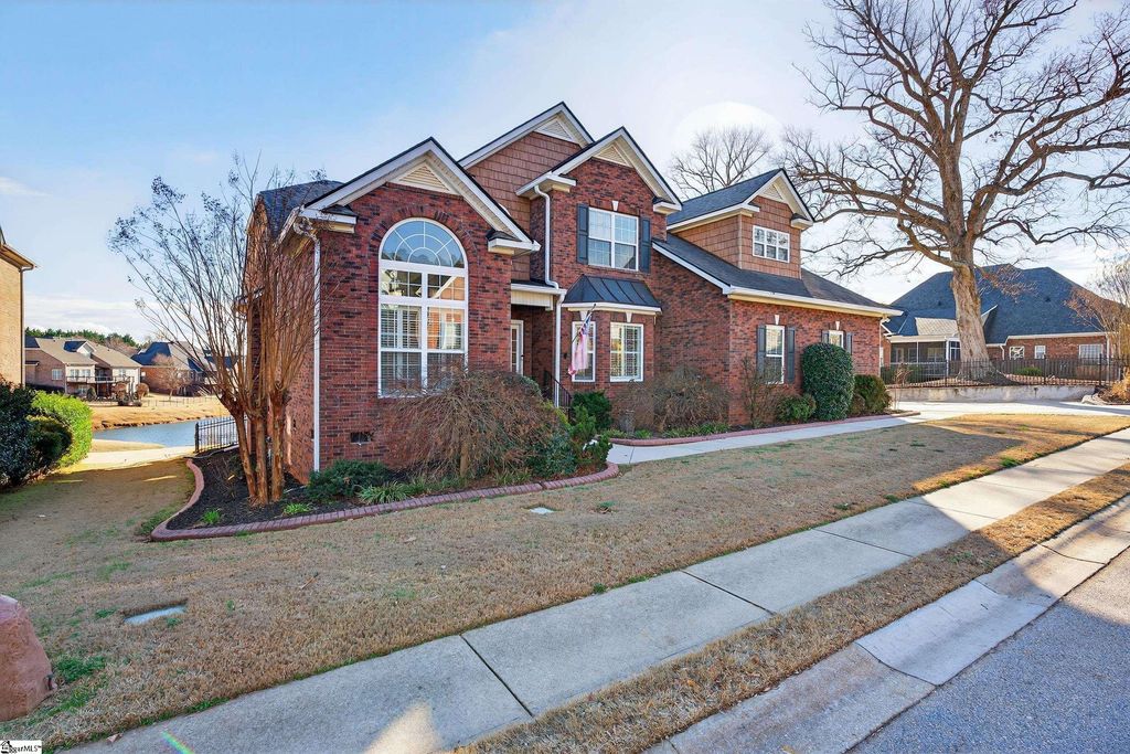 205 Gladstone Way, Greer, SC 29650