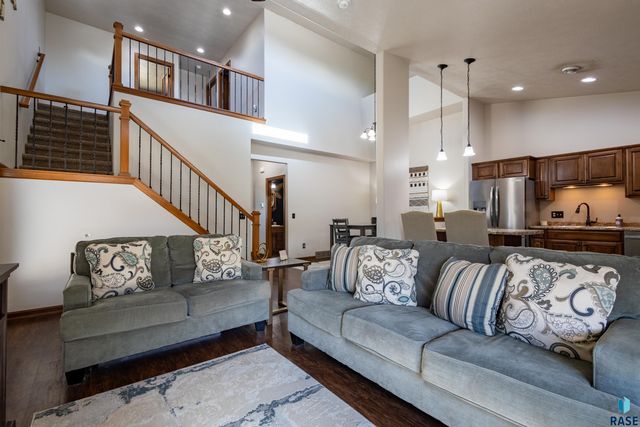 4430 W Shipton St Street, Sioux Falls, SD 57108