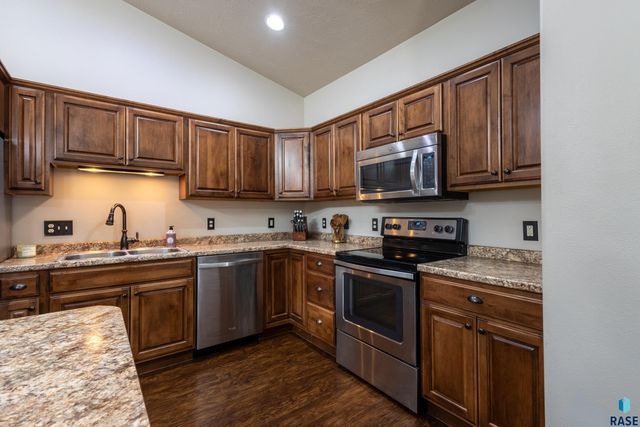 4430 W Shipton St Street, Sioux Falls, SD 57108