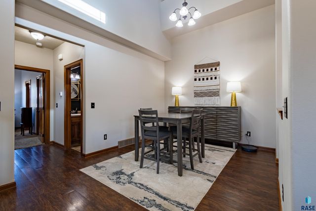 4430 W Shipton St Street, Sioux Falls, SD 57108