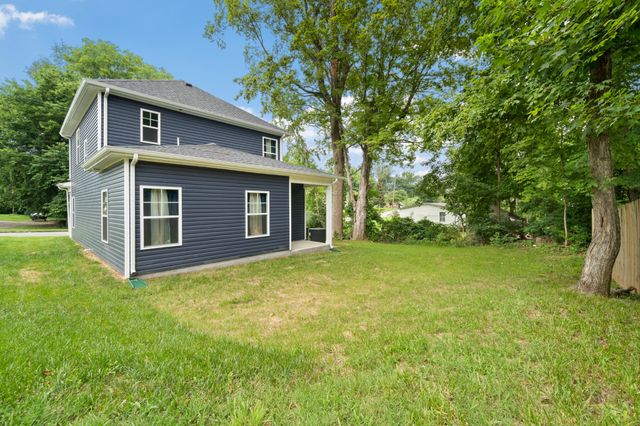 443 Reynolds St, Clarksville, TN 37040
