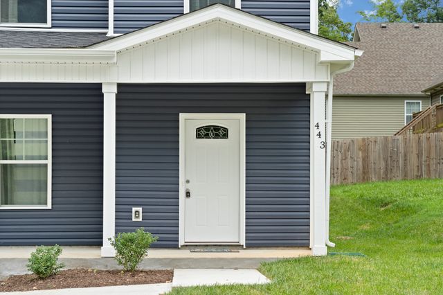 443 Reynolds St, Clarksville, TN 37040