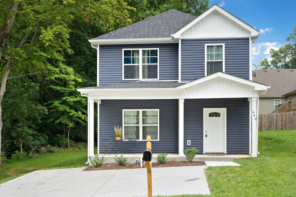 443 Reynolds St, Clarksville, TN 37040