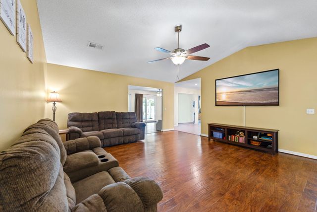 7373 Rexford Street, Navarre, FL 32566