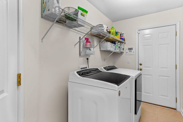 7373 Rexford Street, Navarre, FL 32566