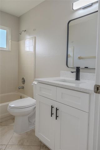 5004 LAGUNA BAY CIRCLE 48, Kissimmee, FL 34746