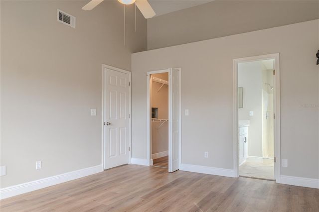 5004 LAGUNA BAY CIRCLE 48, Kissimmee, FL 34746
