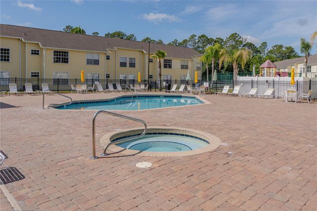 5004 LAGUNA BAY CIRCLE 48, Kissimmee, FL 34746