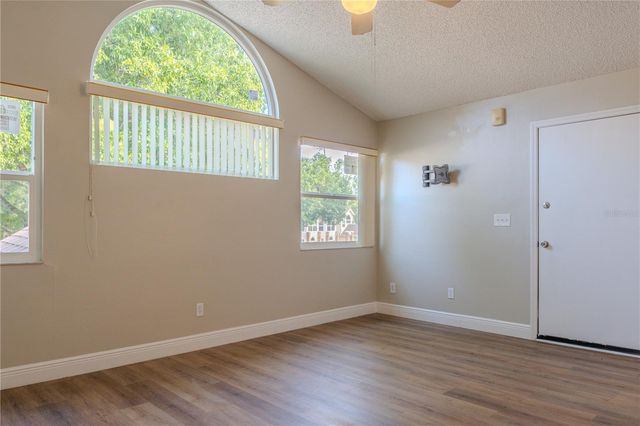 5004 LAGUNA BAY CIRCLE 48, Kissimmee, FL 34746