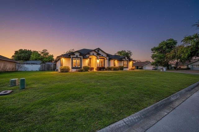 6598 SE 11TH LOOP, Ocala, FL 34472