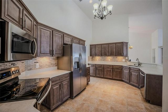 6598 SE 11TH LOOP, Ocala, FL 34472