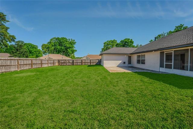 6598 SE 11TH LOOP, Ocala, FL 34472