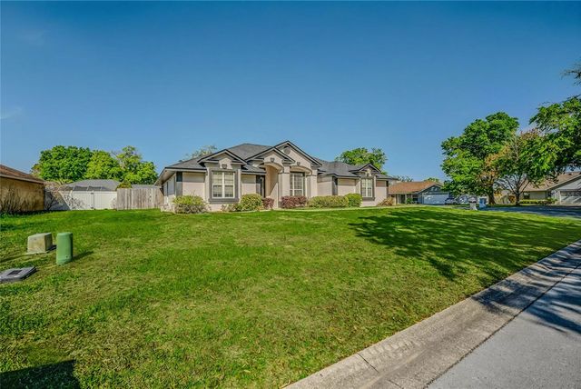 6598 SE 11TH LOOP, Ocala, FL 34472