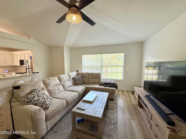 509 CAMELIA Street, Atlantic Beach, FL 32233