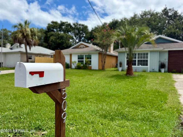 509 CAMELIA Street, Atlantic Beach, FL 32233