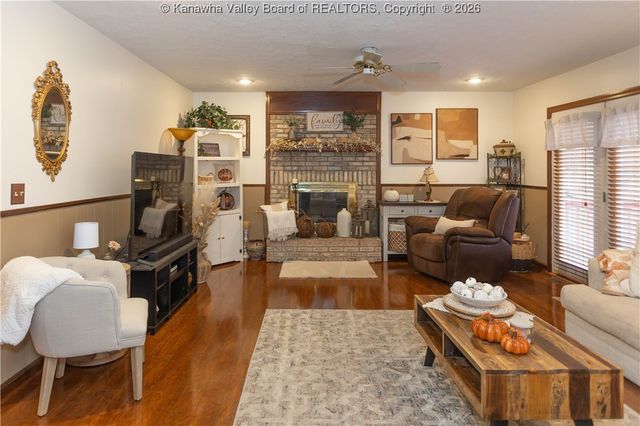 44 Shannon Drive, Hurricane, WV 25526