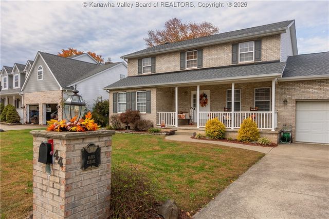 44 Shannon Drive, Hurricane, WV 25526