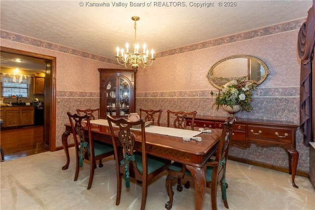 44 Shannon Drive, Hurricane, WV 25526