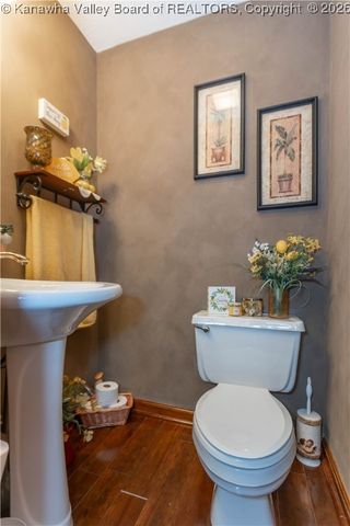 44 Shannon Drive, Hurricane, WV 25526