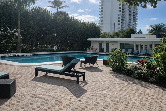 345 N Fort Lauderdale Beach Blvd 201, Fort Lauderdale, FL 33304