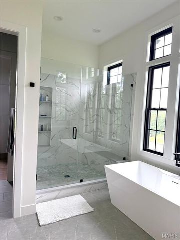 47 Woodcrest Drive, Ladue, MO 63124