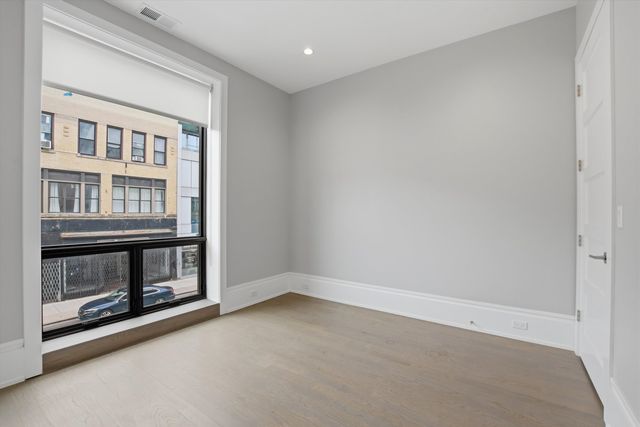 1258 N Milwaukee Avenue 2N, Chicago, IL 60622