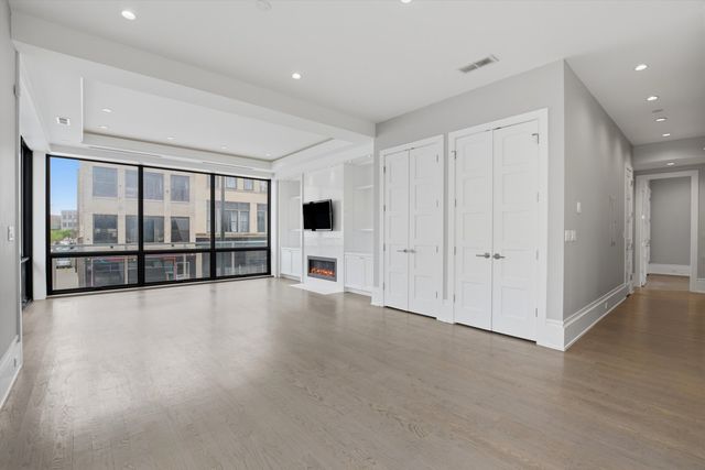 1258 N Milwaukee Avenue 2N, Chicago, IL 60622