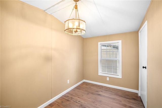 5370 N Nc Highway 150, Lexington, NC 27295