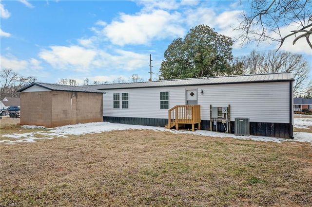 5370 N Nc Highway 150, Lexington, NC 27295