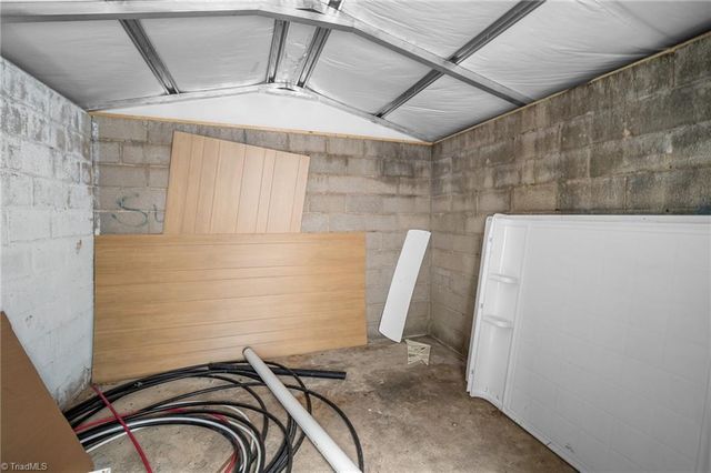 5370 N Nc Highway 150, Lexington, NC 27295