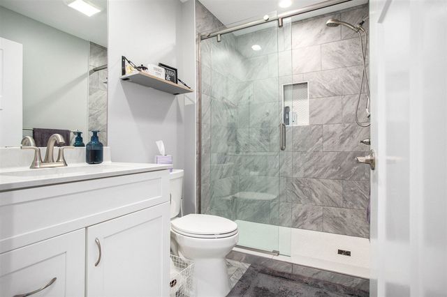 150 Oakwood Drive, Coldwater, MI 49036