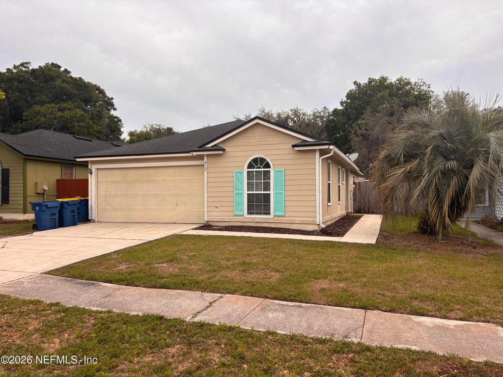 917 MAJESTIC CYPRESS Drive N, Jacksonville, FL 32233