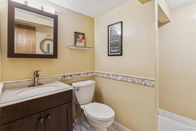 126 Andover Road, Rockville Centre, NY 11570