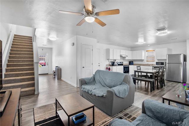 3693 E Angelina Drive, Kingman, AZ 86409