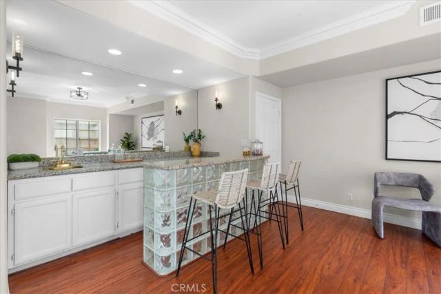 17325 San Jose, Granada Hills, CA 91344