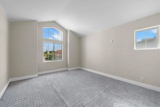 17325 San Jose, Granada Hills, CA 91344