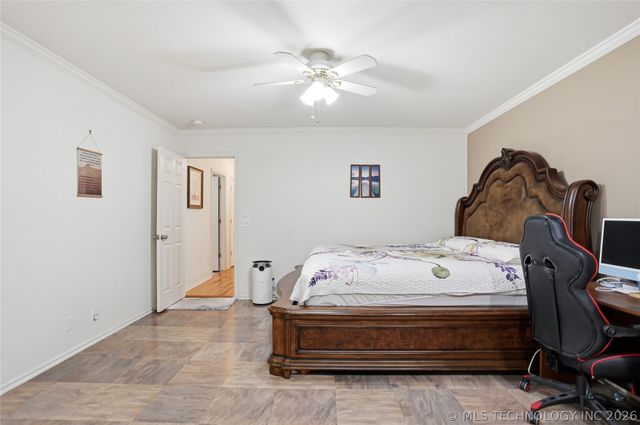 11421 S Mulberry Lane, Jenks, OK 74037