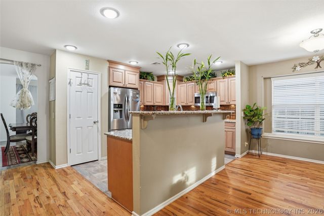 11421 S Mulberry Lane, Jenks, OK 74037