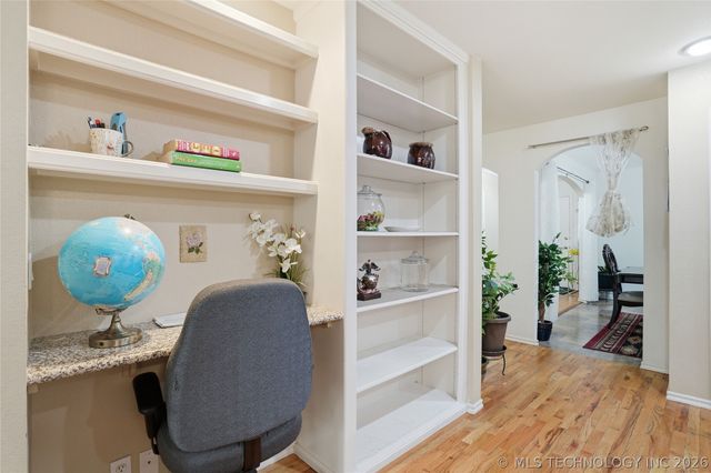 11421 S Mulberry Lane, Jenks, OK 74037