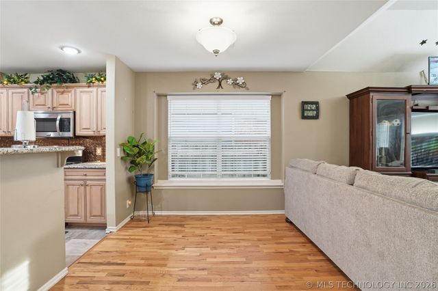 11421 S Mulberry Lane, Jenks, OK 74037