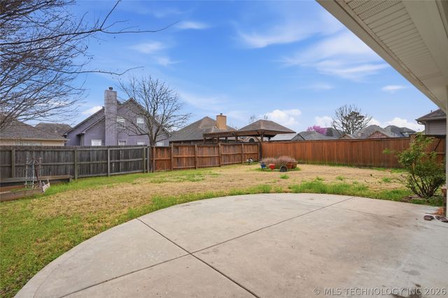 11421 S Mulberry Lane, Jenks, OK 74037