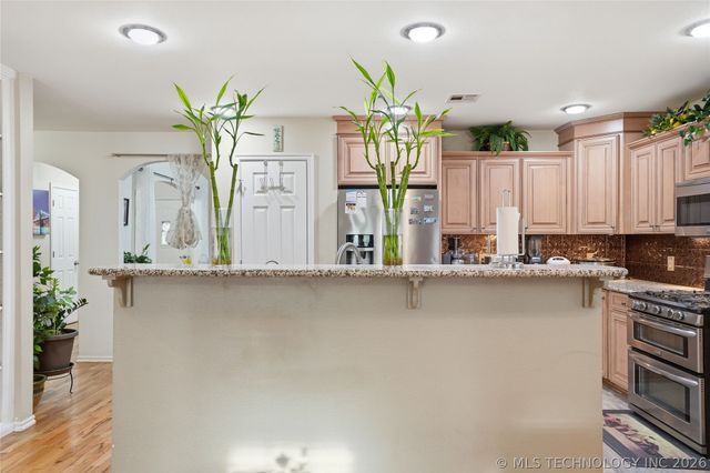 11421 S Mulberry Lane, Jenks, OK 74037