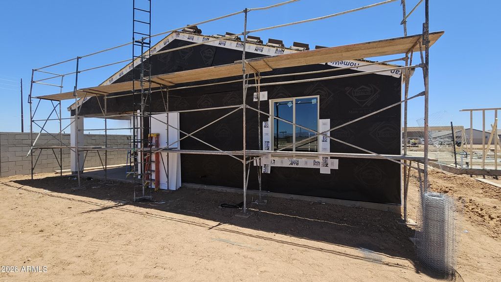 Image 4 of property listing at 6690 E UPLAND Way, San Tan Valley, AZ 85143