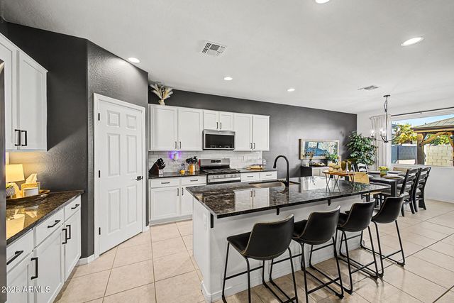 5637 W COPLEN FARMS Road, Laveen, AZ 85339