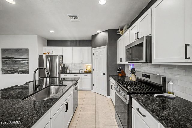 5637 W COPLEN FARMS Road, Laveen, AZ 85339