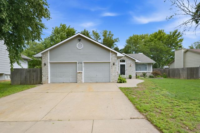 11710 W Murdock, Wichita, KS 67212